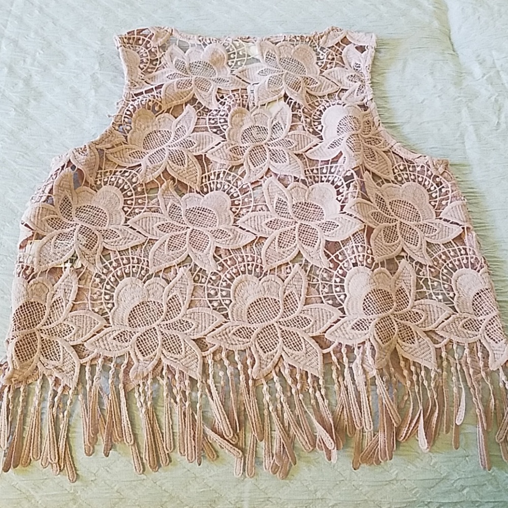 🆕 Cute summer top - Picture 3 of 3